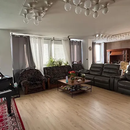 Bel Bourgeois 170 M2 Proche Gare Et Place Stanislas, Daire Nancy