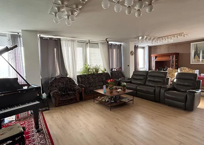 Bel Bourgeois 170 M2 Proche Gare Et Place Stanislas, Appartement Nancy